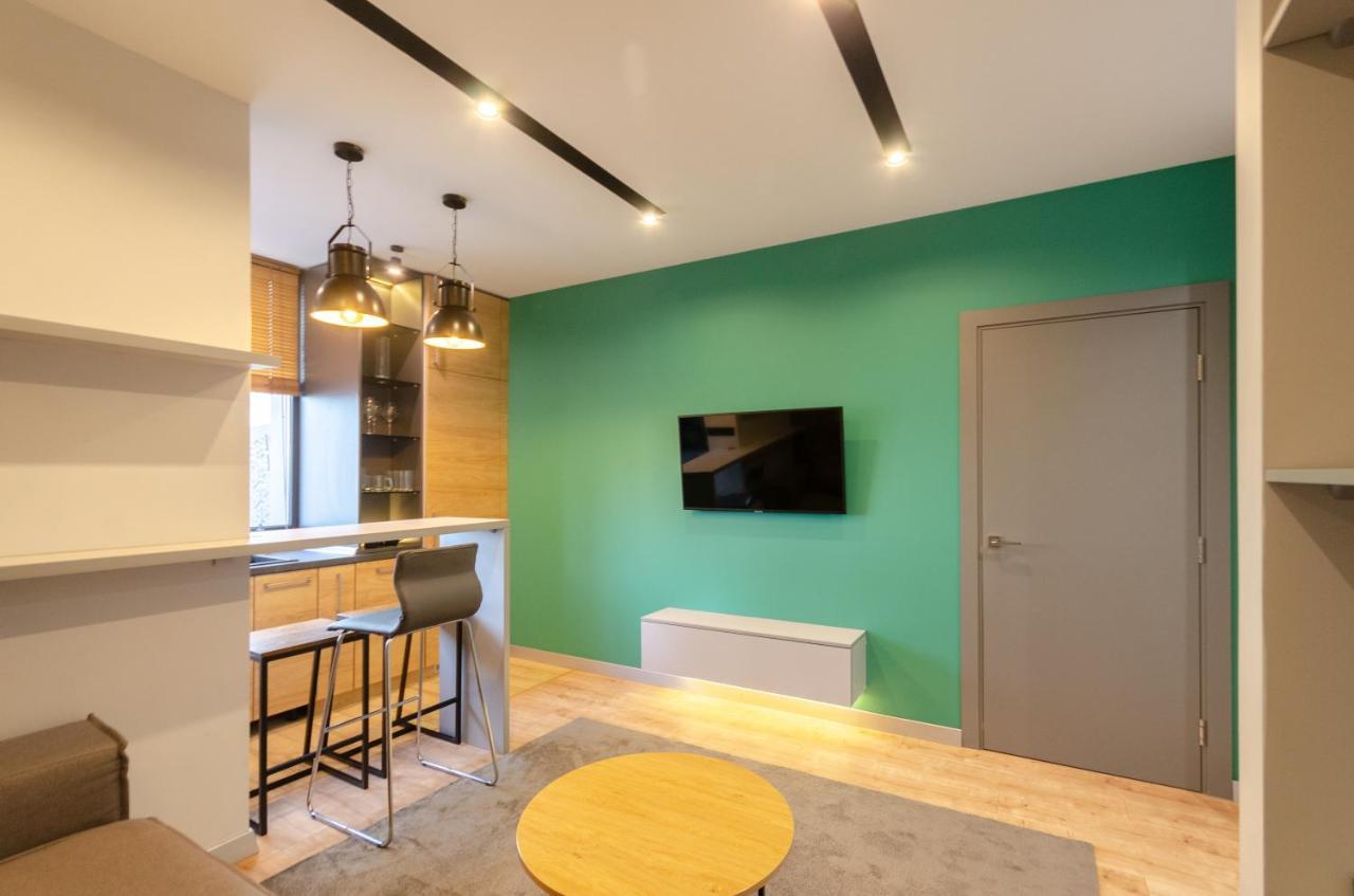 Petrovdom 52,67,205,213 In Smart Apartments In New York Concept House Kiev Exterior foto